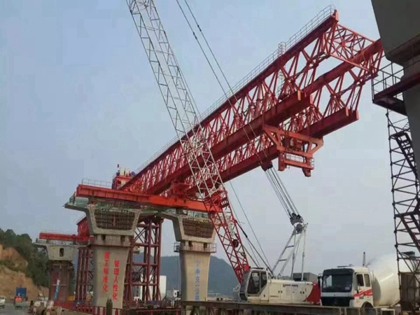 辽宁营口轻轨架桥机租赁厂家 架桥机动态稳定性分析与抗风险技术研究